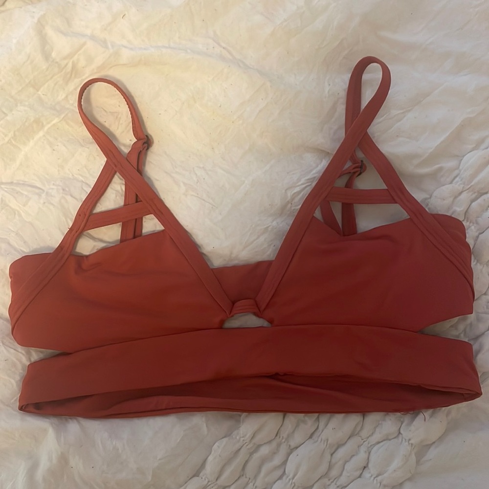 Tavik bikini top